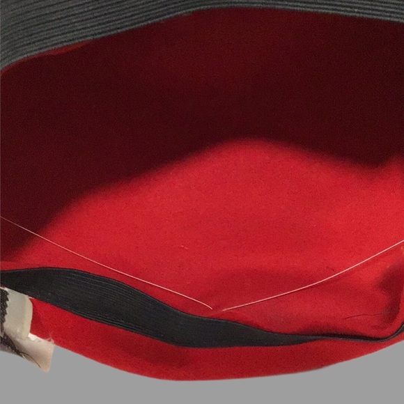 RARE Yves Saint Laurent Luxuria Wool-Felt Beret Cloche Hat, Made in Italy, Red - Picture 9 of 10